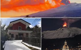 La Terra Dei Ciliegi Tra L'Etna E Il Mare Di Taormina